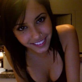 Profil de Ayna, 34 ans, Milf à Bosc-Guérard-Saint-Adrien (Seine-Maritime)