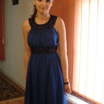 Camilla - Milf à Courson-les-Carrières Profil de Camilla, 35 ans, Milf à Courson-les-Carrières (Yonne)