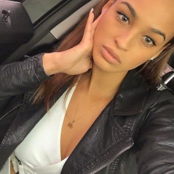 Profil de Nihel, 34 ans, Milf à LaSeyne-sur-Mer (Var)