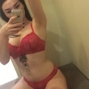 Profil de Leya, 31 ans, Milf à Mandres-les-Roses (Val-de-Marne)