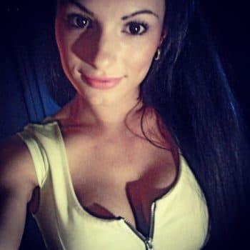 Léanne - Milf à Ars Profil de Léanne, 42 ans, Milf à Ars (Charente)