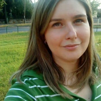 Dounia - Milf à Molompize Profil de Dounia, 38 ans, Milf à Molompize (Cantal)