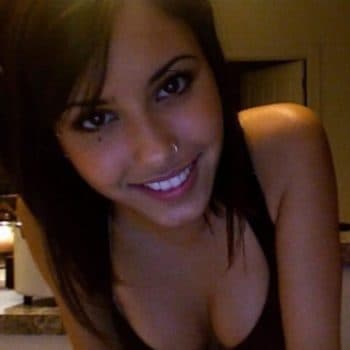 Jinane - Milf à Laire Profil de Jinane, 34 ans, Milf à Laire (Doubs)