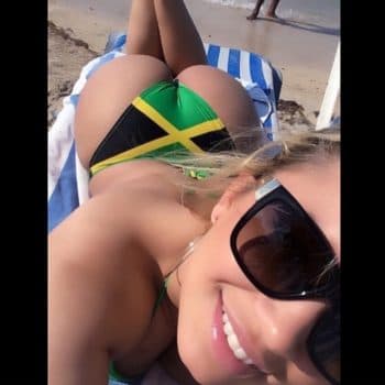 Asya - Milf à Roura Profil de Asya, 35 ans, Milf à Roura (Guyane)