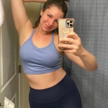 Elvira - Milf à Combrimont Profil de Elvira, 35 ans, Milf à Combrimont (Vosges)